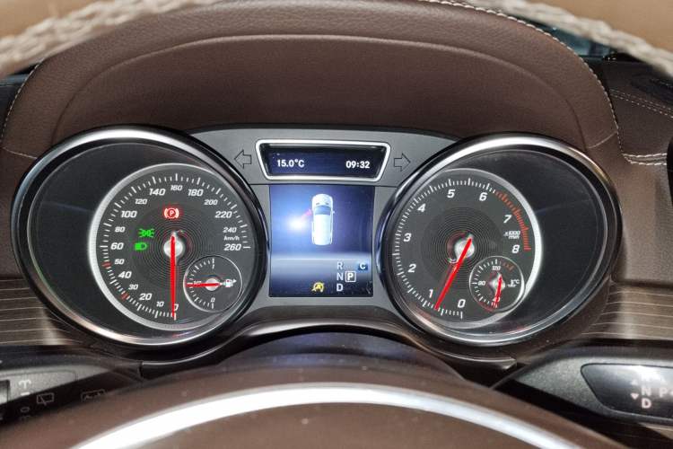 Used Mercedes-Benz GLE 2018 GLE 320 4MATIC Dynamic Edition Collector's Edition Instrument Cluster