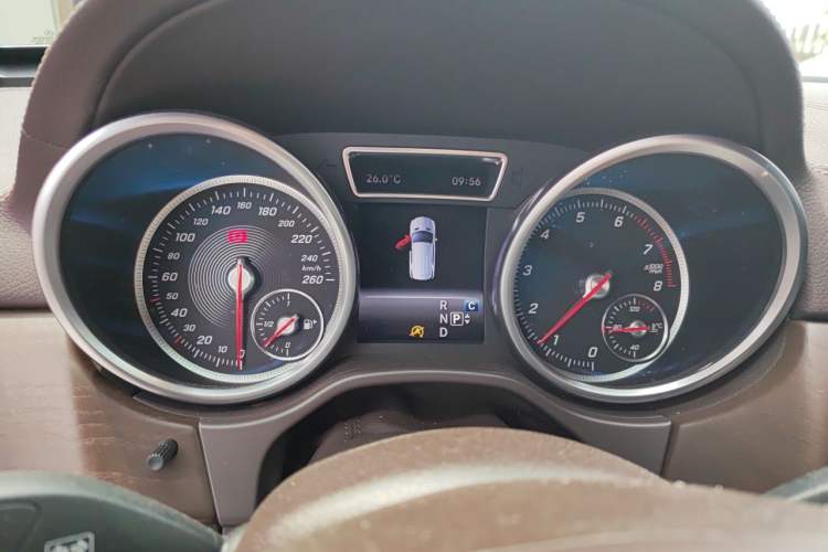 Used Mercedes-Benz GLE 2018 GLE 320 4MATIC Dynamic Edition Collector's Edition Instrument Cluster