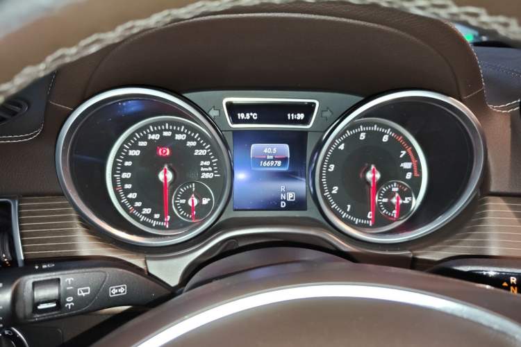 Used Mercedes-Benz GLE 2018 GLE 320 4MATIC Dynamic Edition Collector's Edition Instrument Cluster