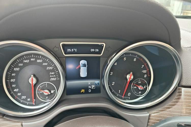 Used Mercedes-Benz GLE 2018 GLE 320 4MATIC Luxury Collection Edition Instrument Cluster