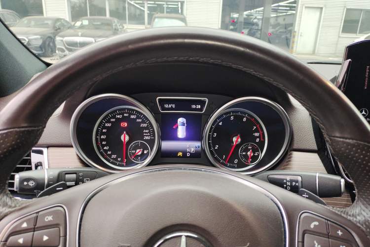 Used Mercedes-Benz GLE 2018 GLE 320 4MATIC Luxury Collection Edition Instrument Cluster