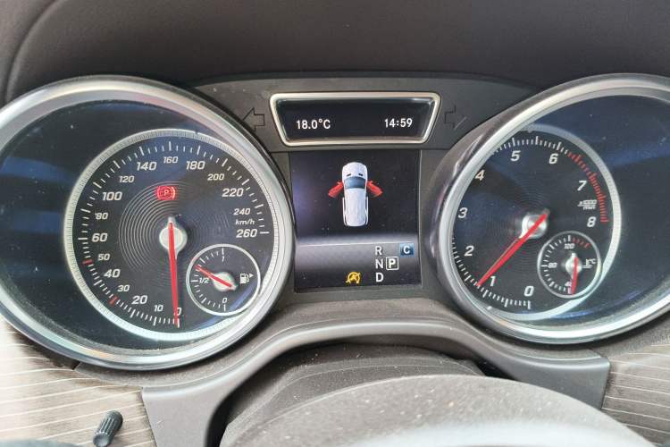 Used Mercedes-Benz GLE 2018 GLE 320 4MATIC Dynamic Edition Collector's Edition Instrument Cluster
