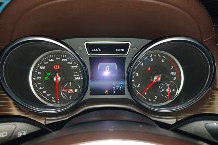 Used Mercedes-Benz GLE 2018 GLE 320 4MATIC Dynamic Edition Collector's Edition Instrument Cluster