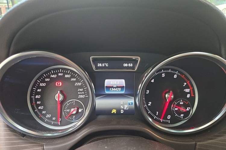 Used Mercedes-Benz GLE 2018 GLE 320 4MATIC Luxury Collection Edition Instrument Cluster