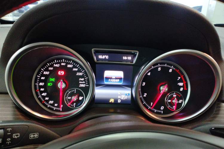 Used Mercedes-Benz GLE 2018 GLE 320 4MATIC Dynamic Edition Collector's Edition Instrument Cluster