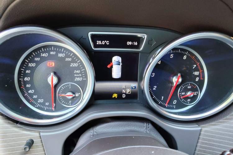 Used Mercedes-Benz GLE 2018 GLE 320 4MATIC Dynamic Edition Collector's Edition Instrument Cluster