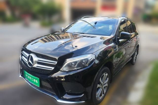 Ojetý Mercedes-Benz GLE 2018 GLE 320 4MATIC Dynamic Edition Collector's Edition