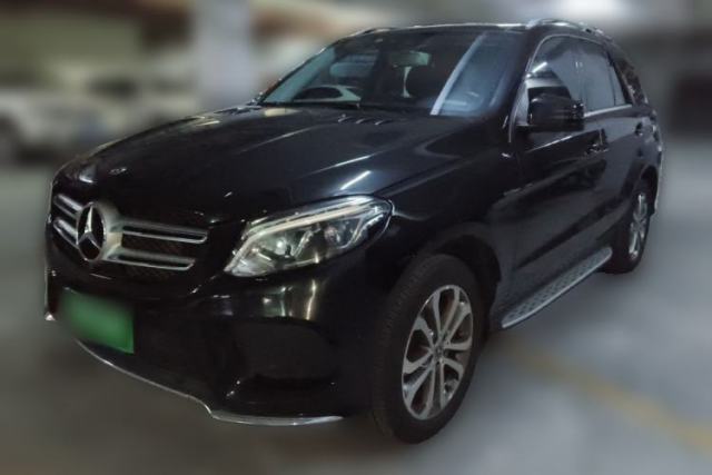 Ojetý Mercedes-Benz GLE 2018 GLE 320 4MATIC Dynamic Edition Collector's Edition