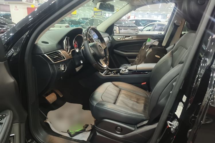 Used Mercedes-Benz GLE 2018 GLE 320 4MATIC Dynamic Edition Collector's Edition Left Front Seat