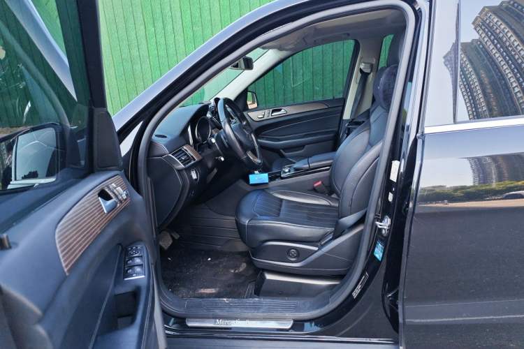 Used Mercedes-Benz GLE 2018 GLE 320 4MATIC Dynamic Edition Collector's Edition Left Front Seat