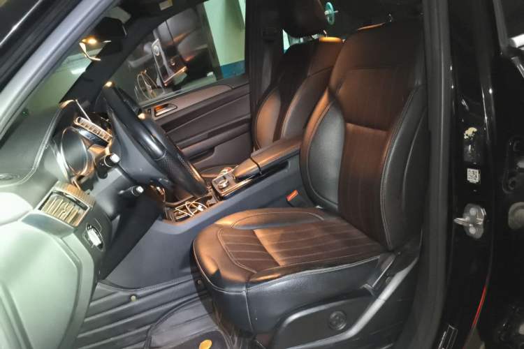 Used Mercedes-Benz GLE 2018 GLE 320 4MATIC Dynamic Edition Collector's Edition Left Front Seat