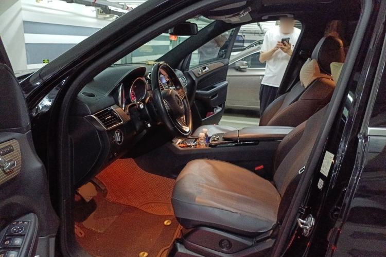 Used Mercedes-Benz GLE 2018 GLE 400 4MATIC Exclusive Edition Left Front Seat