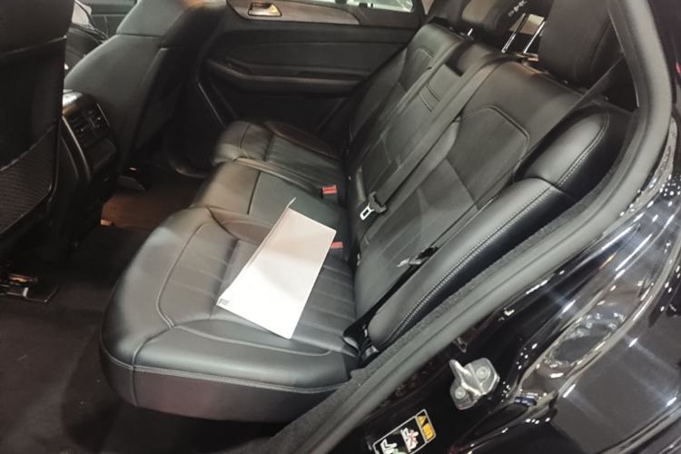 Used Mercedes-Benz GLE 2018 GLE 320 4MATIC Dynamic Edition Collector's Edition Left Rear Seat