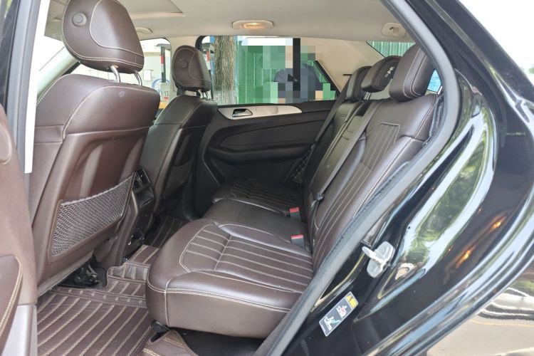 Used Mercedes-Benz GLE 2018 GLE 300 d 4MATIC Left Rear Seat
