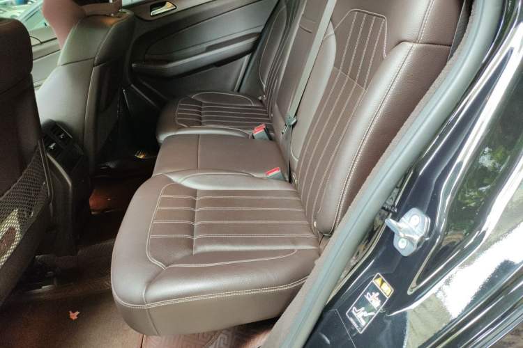 Used Mercedes-Benz GLE 2018 GLE 400 4MATIC Exclusive Edition Left Rear Seat