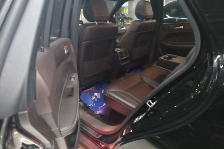Used Mercedes-Benz GLE 2018 GLE 320 4MATIC Dynamic Edition Collector's Edition Left Rear Seat