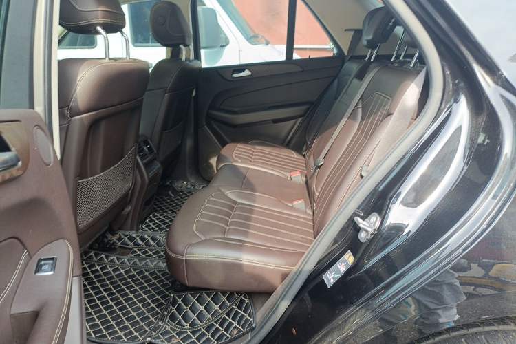 Used Mercedes-Benz GLE 2018 GLE 320 4MATIC Dynamic Edition Collector's Edition Left Rear Seat