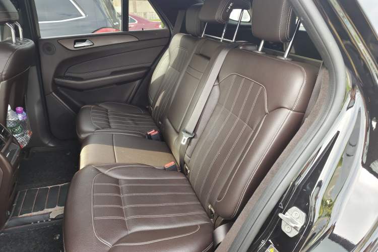 Used Mercedes-Benz GLE 2018 GLE 320 4MATIC Dynamic Edition Collector's Edition Left Rear Seat