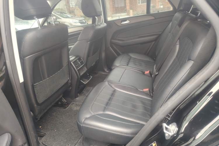 Used Mercedes-Benz GLE 2018 GLE 320 4MATIC Dynamic Edition Collector's Edition Left Rear Seat