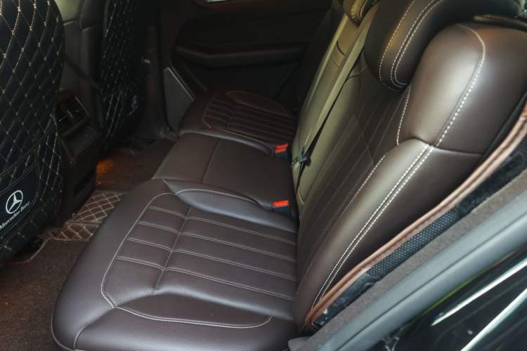 Used Mercedes-Benz GLE 2018 GLE 320 4MATIC Dynamic Edition Collector's Edition Left Rear Seat