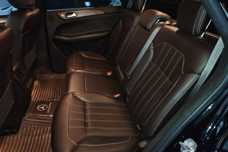 Used Mercedes-Benz GLE 2018 GLE 320 4MATIC Dynamic Edition Collector's Edition Left Rear Seat
