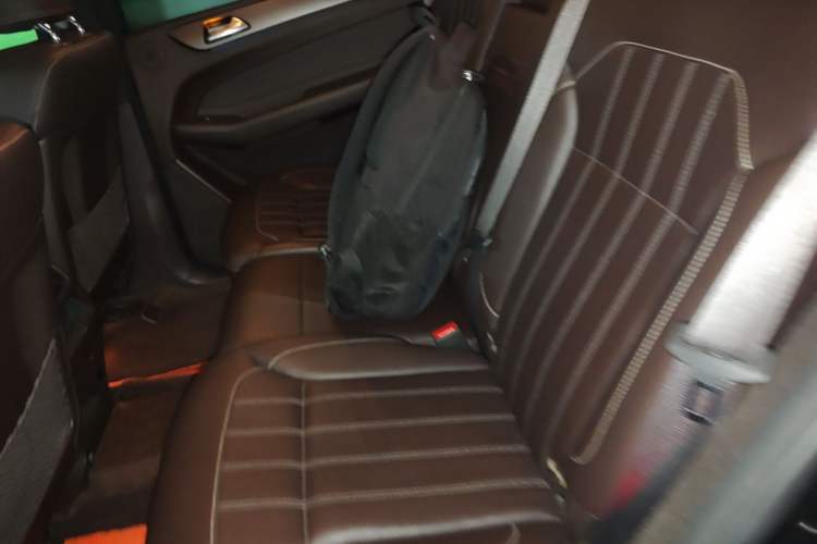 Used Mercedes-Benz GLE 2018 GLE 320 4MATIC Dynamic Edition Collector's Edition Left Rear Seat