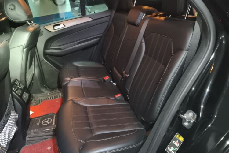 Used Mercedes-Benz GLE 2018 GLE 320 4MATIC Dynamic Edition Collector's Edition Left Rear Seat