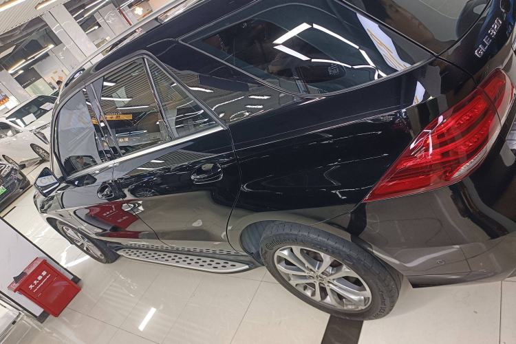 Used Mercedes-Benz GLE 2018 GLE 320 4MATIC Dynamic Edition Collector's Edition Left Side