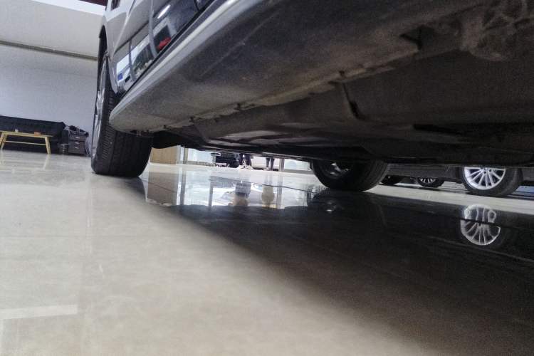Used Mercedes-Benz GLE 2018 GLE 400 4MATIC Exclusive Edition Left Side Sill