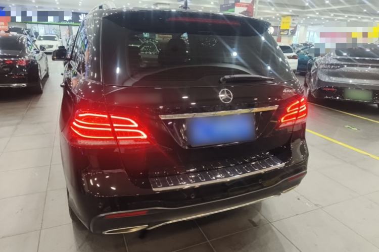 Used Mercedes-Benz GLE 2018 GLE 320 4MATIC Dynamic Edition Collector's Edition Rear