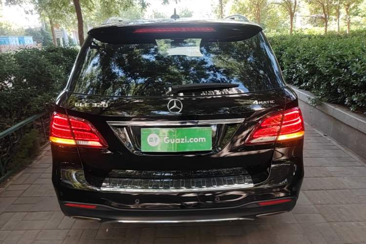 Used Mercedes-Benz GLE 2018 GLE 320 4MATIC Dynamic Edition Collector's Edition Rear
