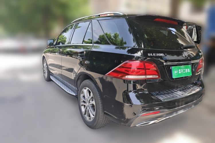 Used Mercedes-Benz GLE 2018 GLE 300 d 4MATIC Rear Left 45 Deg