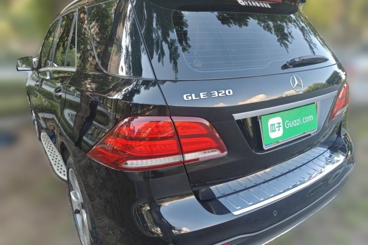 Used Mercedes-Benz GLE 2018 GLE 320 4MATIC Luxury Collection Edition Rear Left 45 Deg