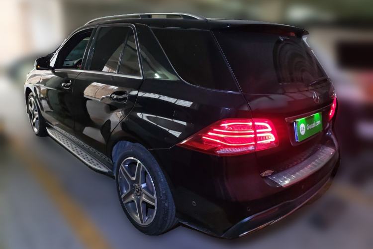 Used Mercedes-Benz GLE 2018 GLE 400 4MATIC Exclusive Edition Rear Left 45 Deg