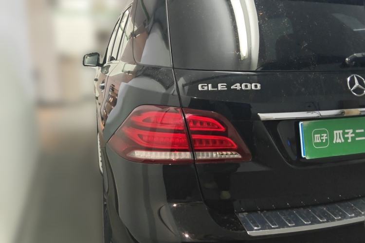 Used Mercedes-Benz GLE 2018 GLE 400 4MATIC Exclusive Edition Rear Left 45 Deg