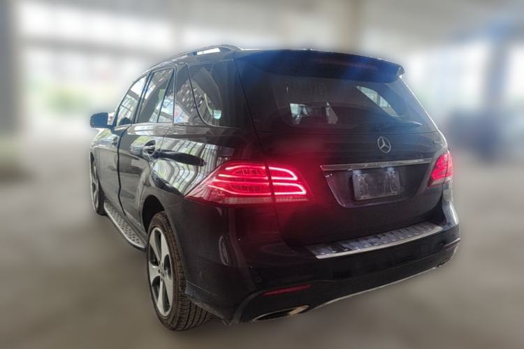 Used Mercedes-Benz GLE 2018 GLE 320 4MATIC Luxury Collection Edition Rear Left 45 Deg