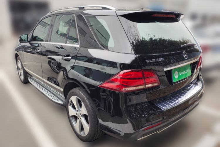 Used Mercedes-Benz GLE 2018 GLE 320 4MATIC Luxury Collection Edition Rear Left 45 Deg
