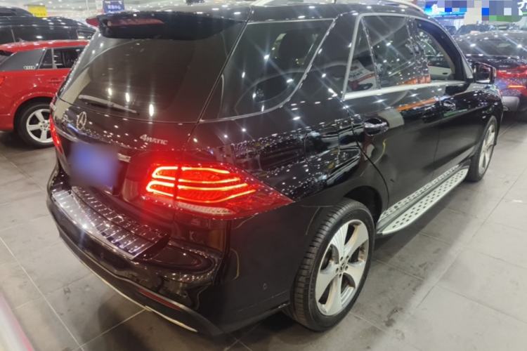 Used Mercedes-Benz GLE 2018 GLE 320 4MATIC Dynamic Edition Collector's Edition Rear Right 45 Deg