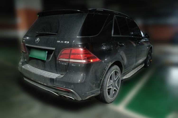 Used Mercedes-Benz GLE  Rear Right 45 Deg