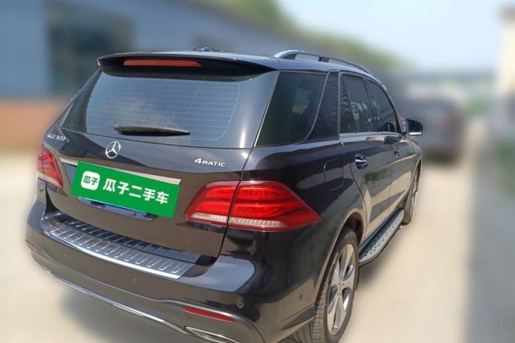 Used Mercedes-Benz GLE 2018 GLE 320 4MATIC Luxury Collection Edition Rear Right 45 Deg