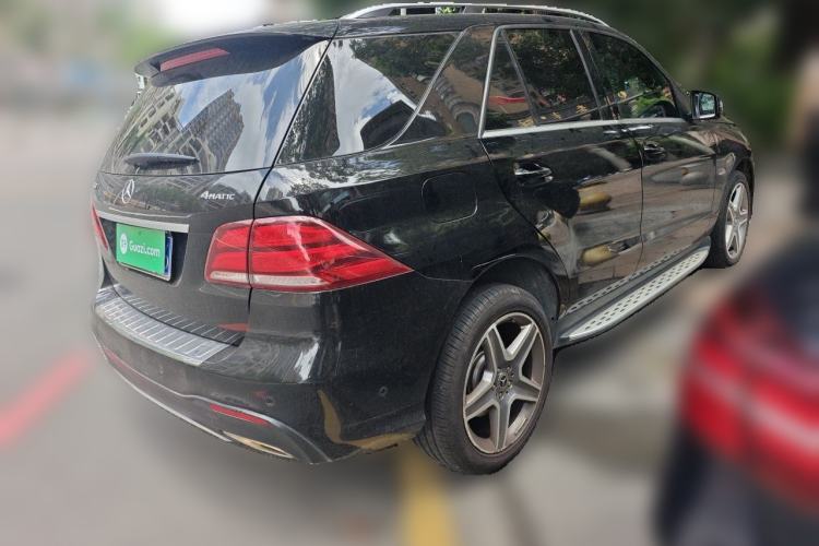 Used Mercedes-Benz GLE 2018 GLE 400 4MATIC Exclusive Edition Rear Right 45 Deg
