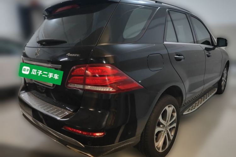 Used Mercedes-Benz GLE 2018 GLE 400 4MATIC Exclusive Edition Rear Right 45 Deg