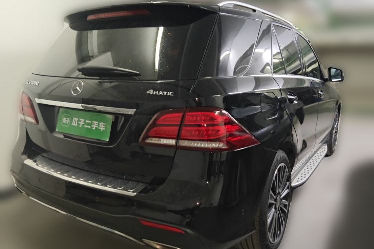 Used Mercedes-Benz GLE 2018 GLE 400 4MATIC Exclusive Edition Rear Right 45 Deg
