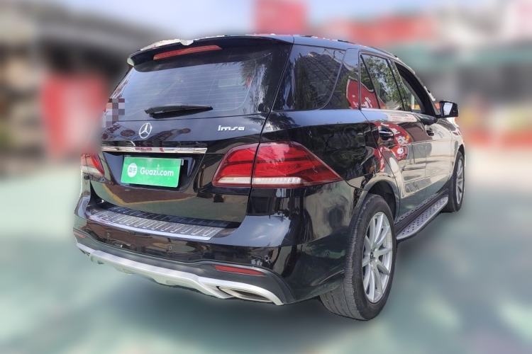 Used Mercedes-Benz GLE 2018 GLE 320 4MATIC Luxury Collection Edition Rear Right 45 Deg