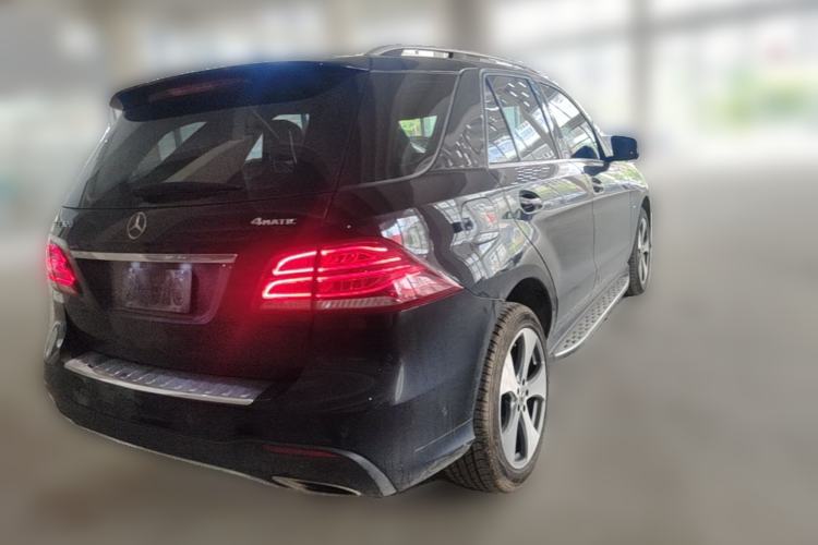 Used Mercedes-Benz GLE 2018 GLE 320 4MATIC Luxury Collection Edition Rear Right 45 Deg