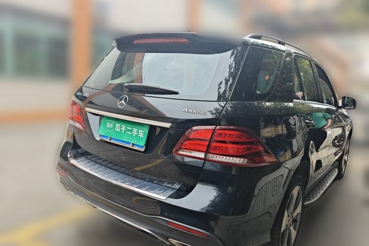 Used Mercedes-Benz GLE 2018 GLE 320 4MATIC Luxury Collection Edition Rear Right 45 Deg