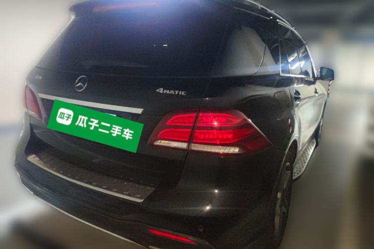 Used Mercedes-Benz GLE 2018 GLE 400 4MATIC Exclusive Edition Rear Right 45 Deg