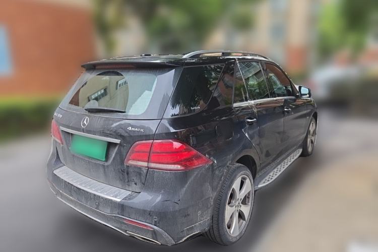 Used Mercedes-Benz GLE 2018 GLE 320 4MATIC Luxury Collection Edition Rear Right 45 Deg