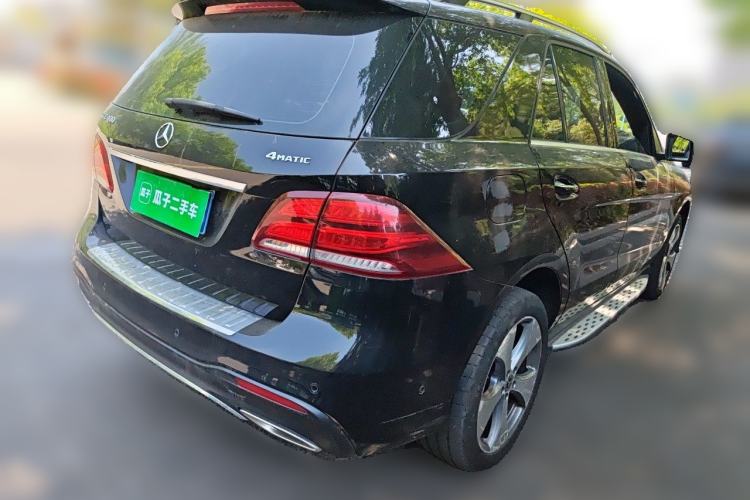 Used Mercedes-Benz GLE 2018 GLE 320 4MATIC Luxury Collection Edition Rear Right 45 Deg
