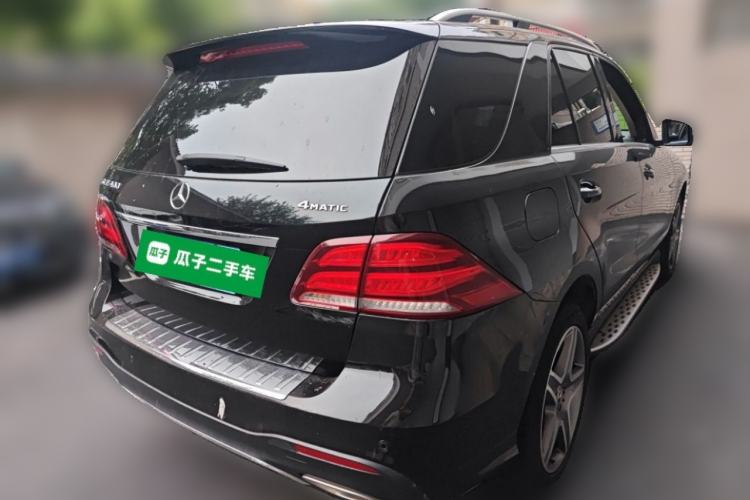 Used Mercedes-Benz GLE  Rear Right 45 Deg